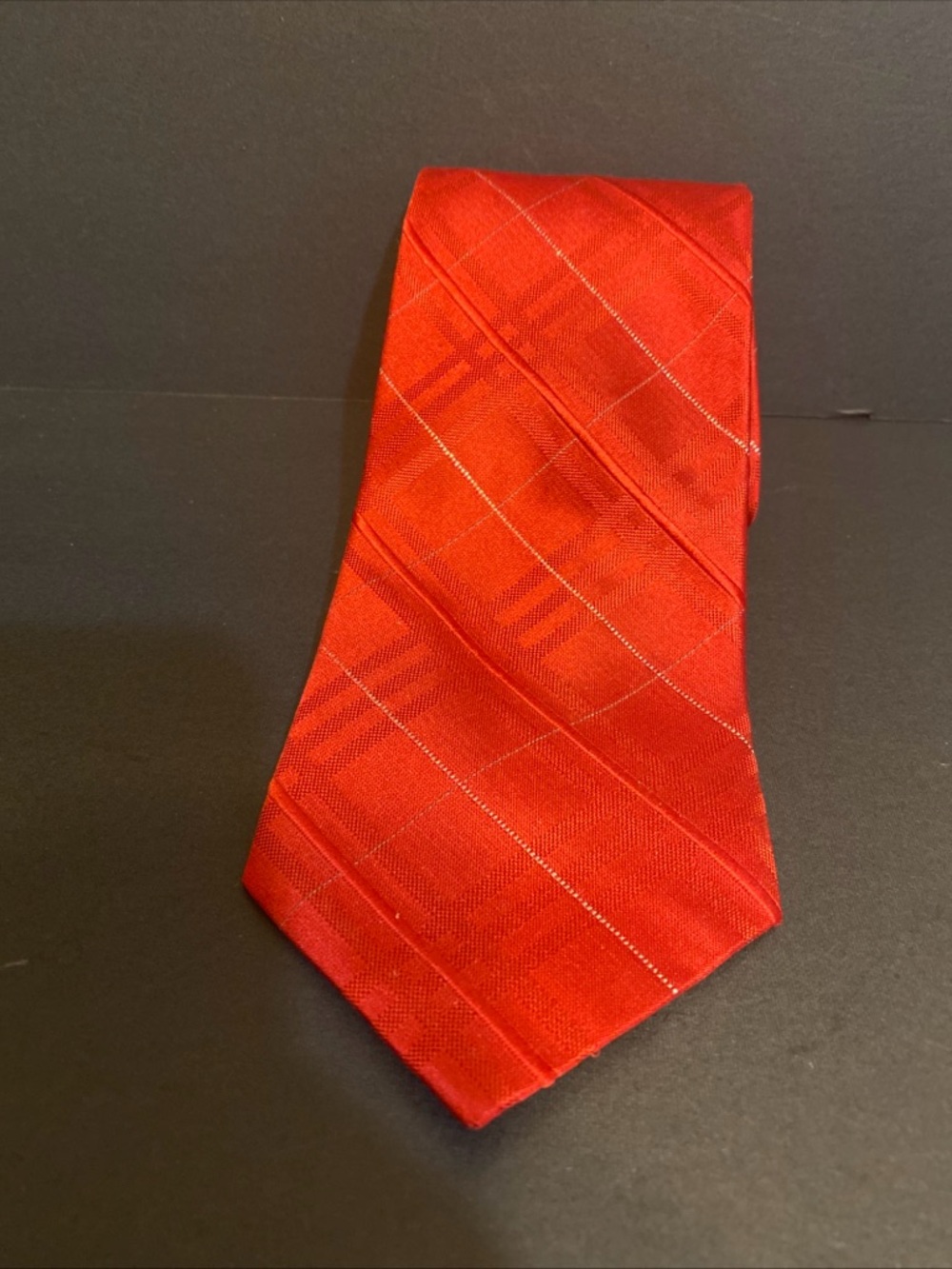 Nicole Miller Red Striped 100% Silk‎ Jacquard Men’s Neck Tie